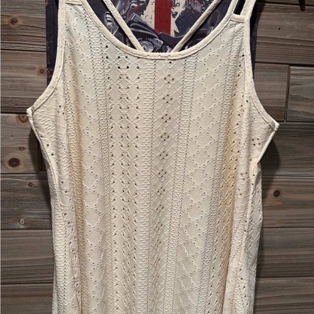 Cream Lace Sleeveless Top